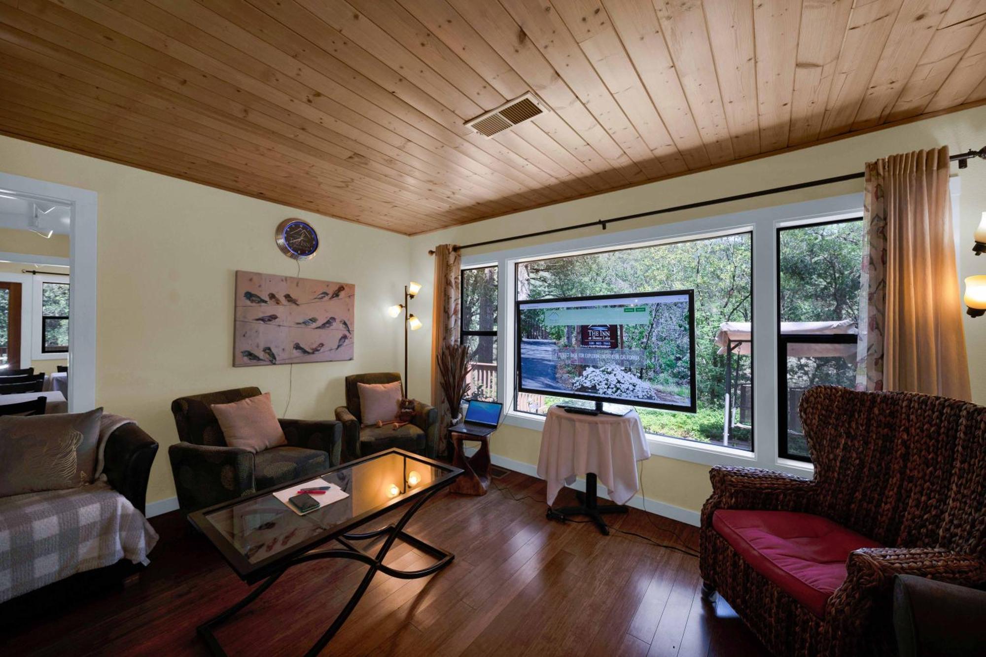 The Inn At Shasta Lake Lakehead Εξωτερικό φωτογραφία